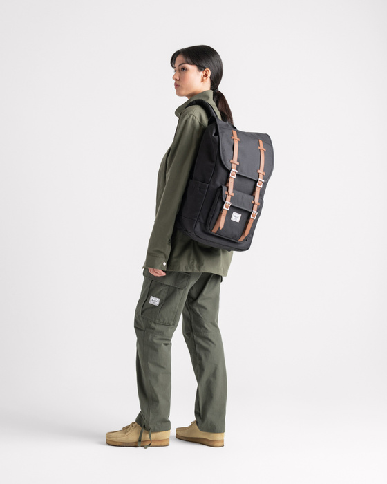 Batoh Herschel Little America 30L černo-hnědý, fotografie 10
