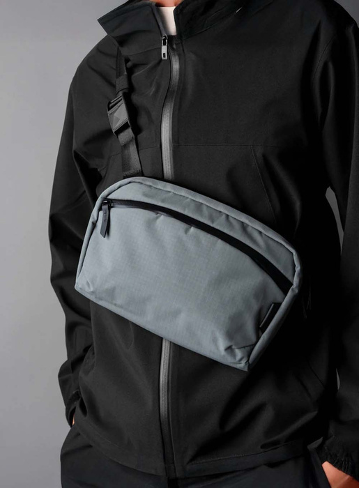 Taška přes rameno Alpaka Flight Sling 2L - Grey, fotografie 6